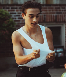 More cute boys 5d7b7a400147a.png