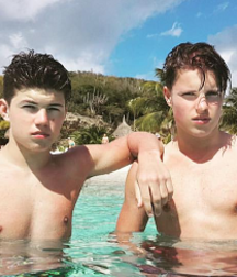 More cute boys 5d7b7a453eaf5.png