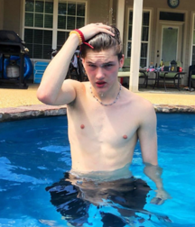 More cute boys 5d7b7a9953c73.png