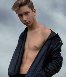 Cute boys mixed 5d9a28cfd0e8b.png
