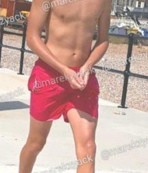 Cute boys mixed 5d9a292cbc97a.png