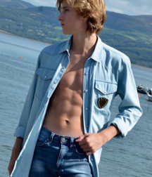 More Cute boys 5d9a29dfbf01c.png