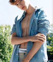 Boys naked and phone 5da4ddc79cbb2.png