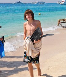 Funny young boys NN 5dac96dd9472b.jpg
