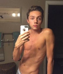 Funny young boys NN 5dac971d02ff8.jpg