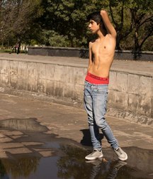 Funny young boys NN 5dac972e35055.jpg