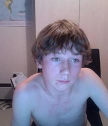 Cute Boys 5dd4da40dd1d2.jpg