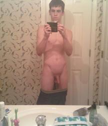 Cute Boys 5dd4da6033859.jpg