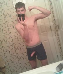 Cute Boys 5dd4da62a7f27.jpg