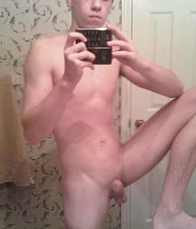 Cute Boys 5dd4da65235c3.jpg