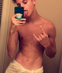 NN boys models and sport 5df27e9493eb9.png