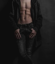 NN boys models and sport 5df27ece67a12.png