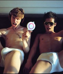 Hot Boys 2 5df3d5f4c63c8.jpg