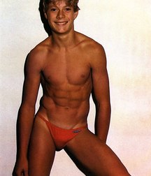 Hot Boys 2 5df3d6293bb7c.jpg