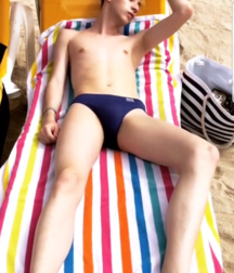 Very cute boys 5df3e035013b4.png