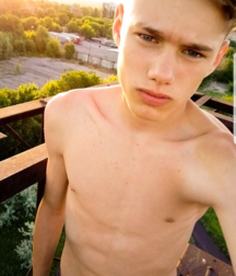 Funny Boys and summer 5df7f181e8bf8.png