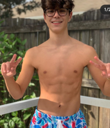 Insta boys models twink tube 5e0f80427e66f.png
