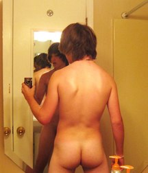 Naked Cute Boys 5e10cd919ce7c.jpg