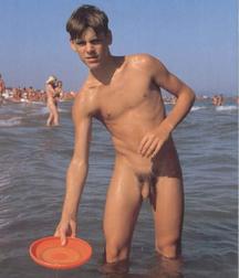 Naked Cute Boys 5e10cdef4ccd2.jpg