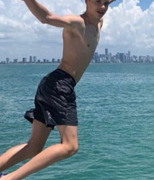 Boys models NN série 1 twink tube 5e132fd49bc06.png