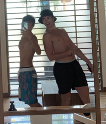 Boys models NN série 1 twink tube 5e132fe849554.png