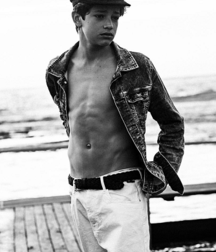 Boys models NN série 1 twink tube 5e13302b5d1fa.png