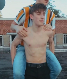Boys models NN série 1 twink tube 5e1330620f3e8.png