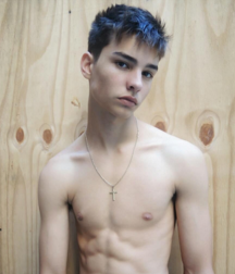Boys models NN Série 2 twink tube 5e133f0587cc5.png