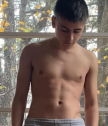 Boys models NN Série 2 twink tube 5e133f64c8cb5.png