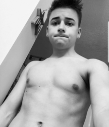 Boys models NN Série 2 twink tube 5e133f6c7b895.png