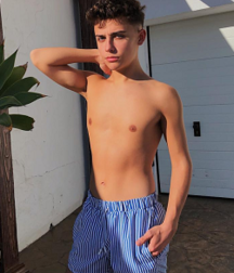 Boys models NN Série 2 twink tube 5e133faec0233.png