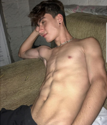 Cute teens on insta 5 5e26ce0935011.png