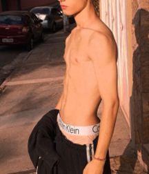 Cute teens on insta 5 5e26ce21bdd61.png