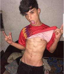 Cute teens on insta 5 5e26ce32c3d13.png