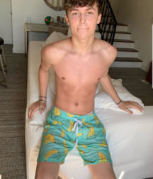 Cute teens on insta 5 5e26ce51150df.png