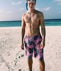 Teens on insta 4 5e26d2cf9e846.png