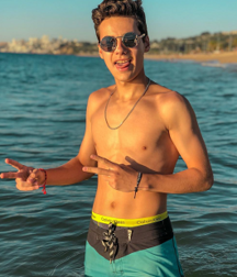 Teens on insta, best and cute 5e3716f197f1d.png