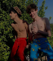 Teens on insta, best and cute 5e3717367c9d7.png
