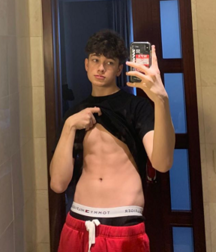 Teens on insta, best and cute 5e3717701112a.png