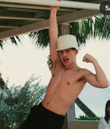Teens on insta, best and cute 5e371799ed54a.png