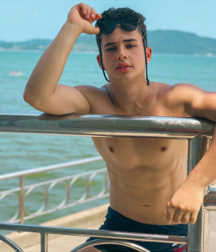Teens on insta, best and cute 5e3717b58b89a.png
