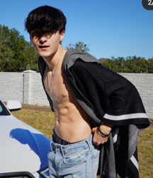 Teens on insta, best and cute 5e3717c410542.png