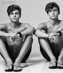 Teens on beach série 1 NN 5e554d9e9baf4.png