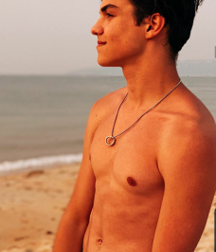 Teens outdoor, NN 5e554e244e886.png