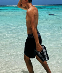 Teens outdoor, NN 5e554e283924e.png