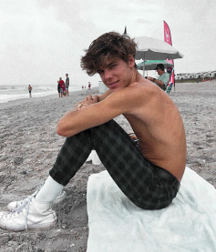 Teens outdoor, NN 5e554e31705a8.png