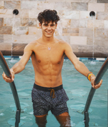 Teens outdoor, NN 5e554e337296a.png
