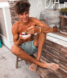Teens outdoor, NN 5e554e46d2c9e.png