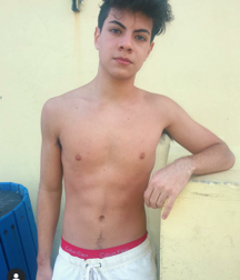 Teens outdoor, NN 5e554e8cbd19f.png