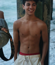 Teens outdoor, NN 5e554e8e50df7.png